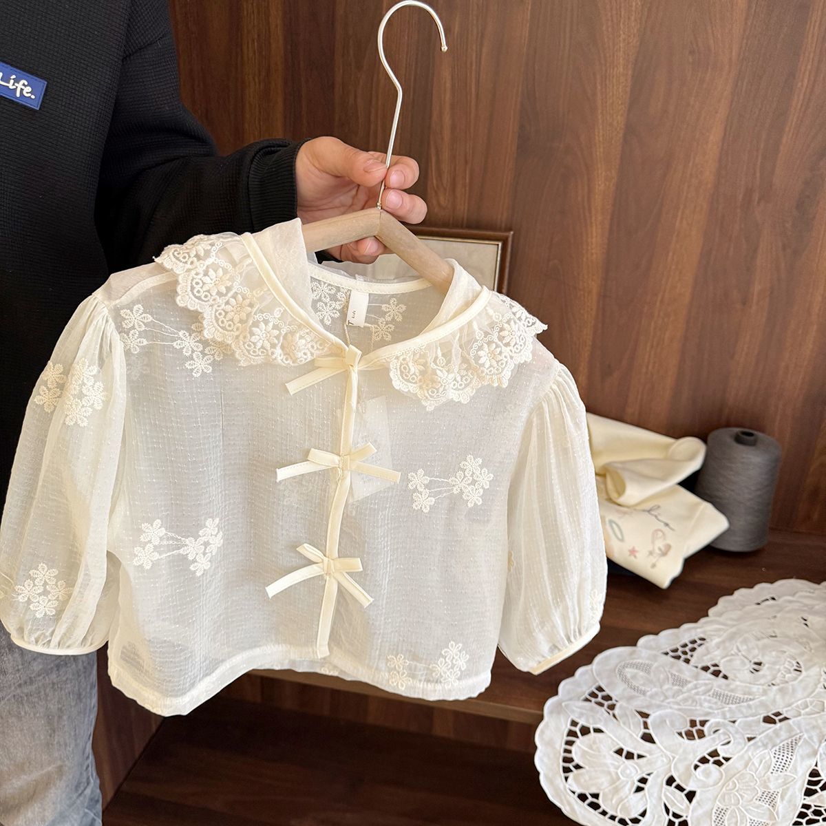 Veste légère à capuche pour bé - Baby Clothing High End avis et prix