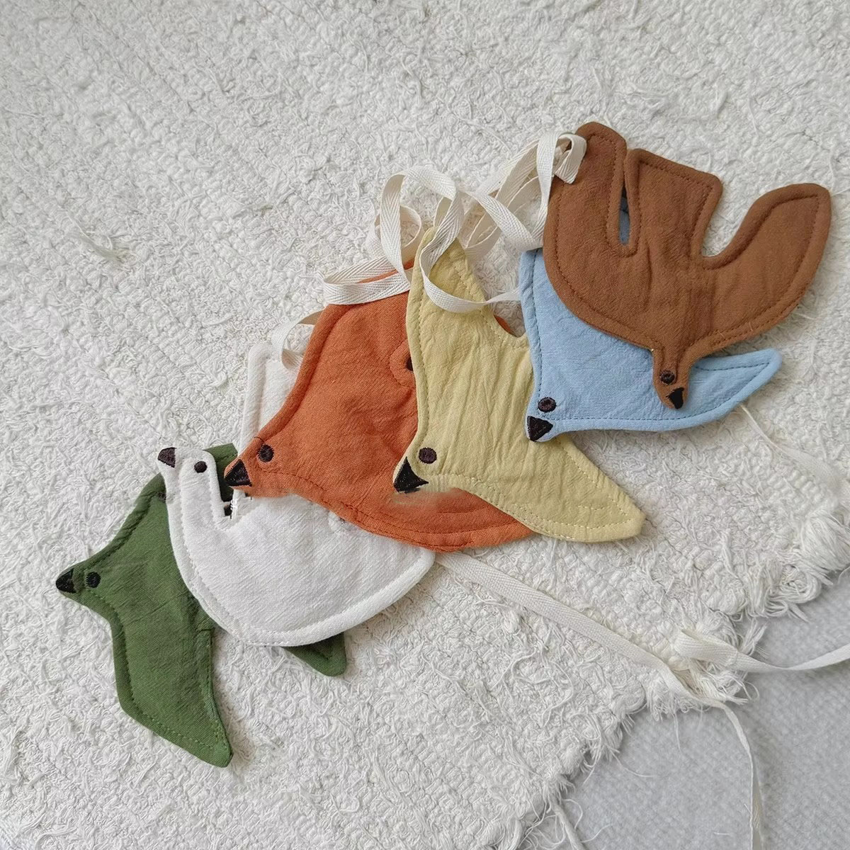 Guirlande de drapeaux en tissu - Baby Clothing Material avis et prix